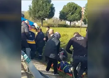 Bursa’da kargo aracı devrildi : 2 yaralı