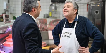 Oktay Yılmaz, komşu ziyaretinde