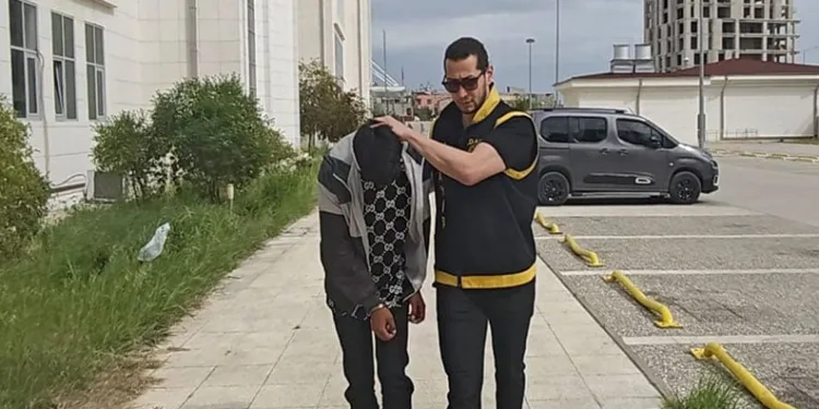 Polis ekipleri şüpheli paket ihbarı üzerine harekete geçti