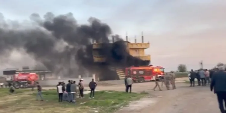 Ölen şahsın yakınları, husumetlilerinin evini ateşe verdi