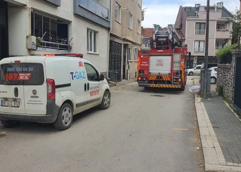 Ocak gazını açık unuttu, 10 dakikayla hayatta kaldı
