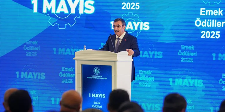 Yılmaz: Değişimi Fırsata Çevireceğiz
