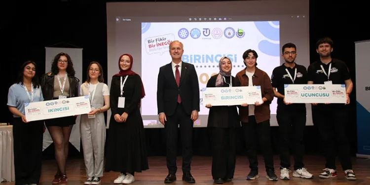 İnegöl’de öğrencilerin fikirleri yarıştı