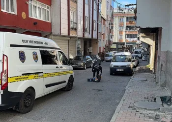 Tartıştığı arkadaşı tarafından öldürülüp çayırlık alana atıldı