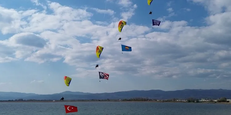 İznik Gölü üzerinde muhteşem görüntüler