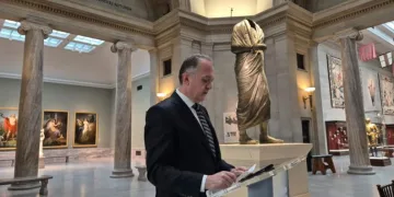 Marcus Aurelius heykeli, Türkiye’ye resmen iade edildi