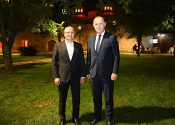 Yenişehire yangın söndürme tankerleri teslim edildi