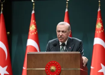 Ukrayna Lideri Rutte ile Görüştü