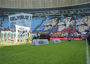Şampiyon Bursaspor Bornova 1877’yi farklı geçti