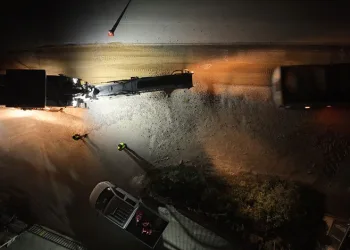 Büyükşehir’den Çalı-Kayapa yolunda gece mesaisi
