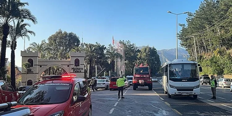 Aksaray’da 2 hafif ticari araç çarpıştı: 1 yaralı