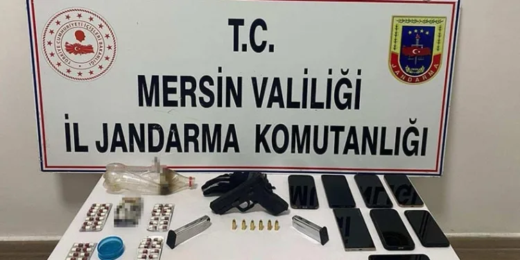 Sınırda 186 bin Euro değerinde altın yakalandı