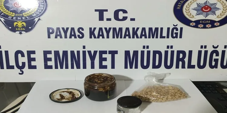 Uyuşturucu hapı macun içerisinde kavanozda sakladı