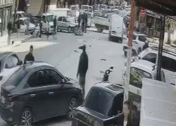 Bursa’da otomobil ile motosiklet çarpıştı