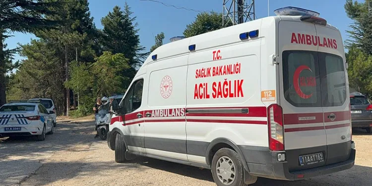 Çaldığı otomobille kuyumcu soyan hırsız otomobili çaldığı işyerine geri bıraktı