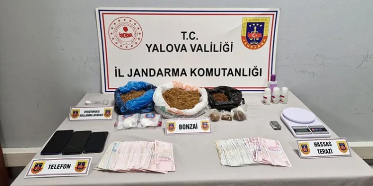 Sınırda 186 bin Euro değerinde altın yakalandı