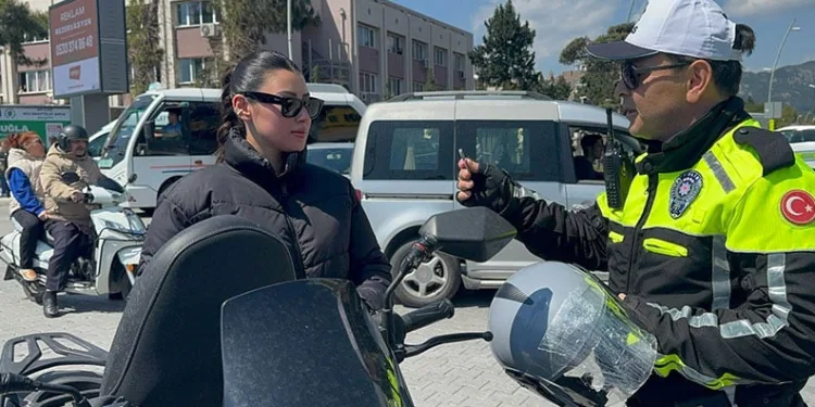 Adıyaman’da otomobiller çarpıştı: 1 ölü, 7 yaralı