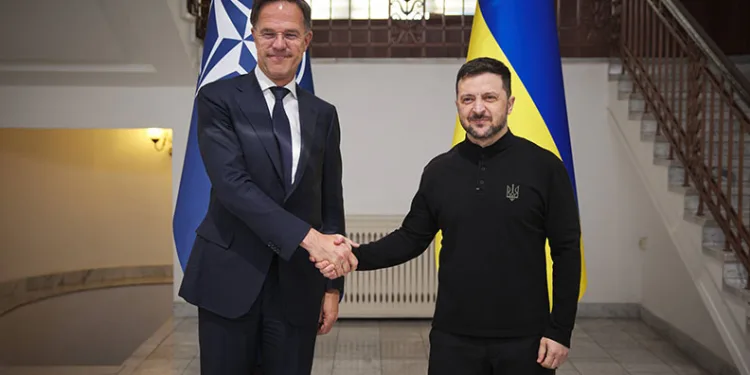 Ukrayna Lideri Rutte ile Görüştü