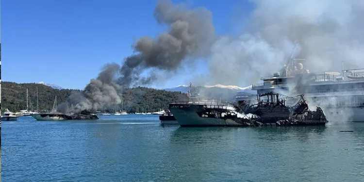 Marmaris’te Polis Haftası kutlanıyor