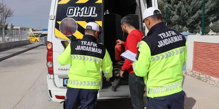 Kilis’te uyuşturucu ve kaçakçılık operasyonu