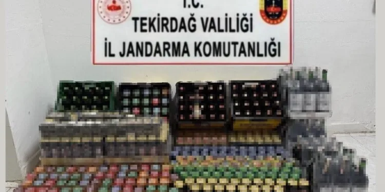 Kuzey Kore lideri Kim, savaş provasını andıran özel kuvvetler tatbikatını denetledi