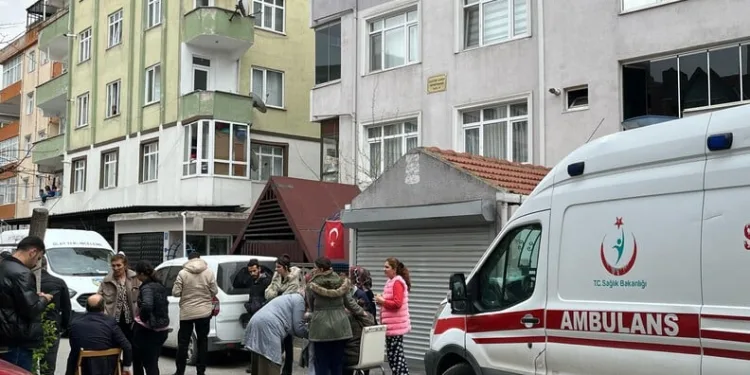 Ankara’da apartman boşluğuna düşen kız çocuğu hayatını kaybetti
