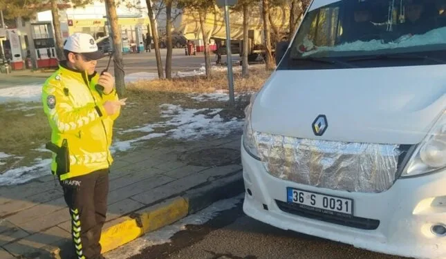 Kars’ta öğrenci servisleri denetlendi