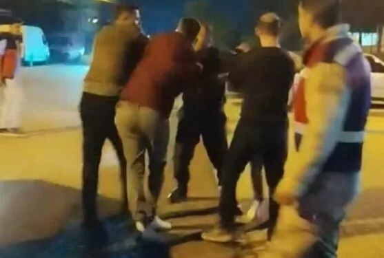 Sürücüsü kalp krizi geçiren otomobil ağaca çarptı: 1 ölü