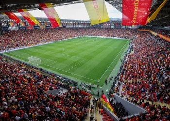 Göztepe, Beşiktaş maçının biletleri satışa çıkıyor