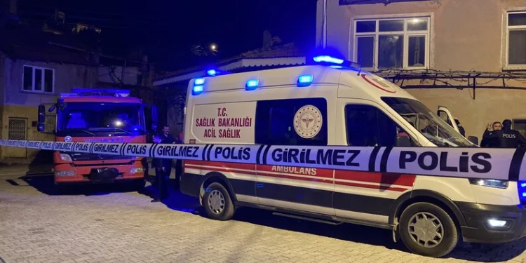 Vatandaşı dolandıran sahte jandarmalar gerçek jandarmadan kaçamadı