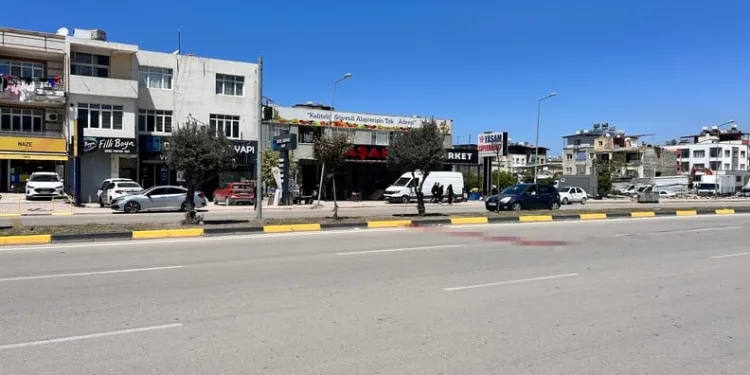 Şehit polis Esat Koyuncu’nun naaşı Adana’da toprağa verildi