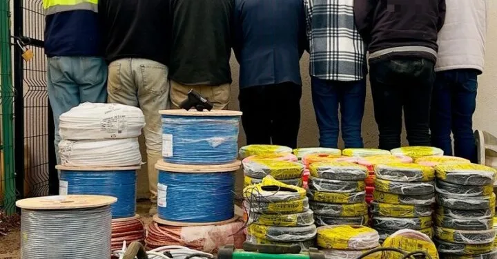 Şehit polis Esat Koyuncu’nun naaşı Adana’da toprağa verildi