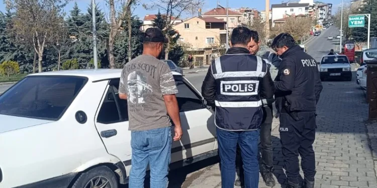 Şehit polis Esat Koyuncu’nun naaşı Adana’da toprağa verildi