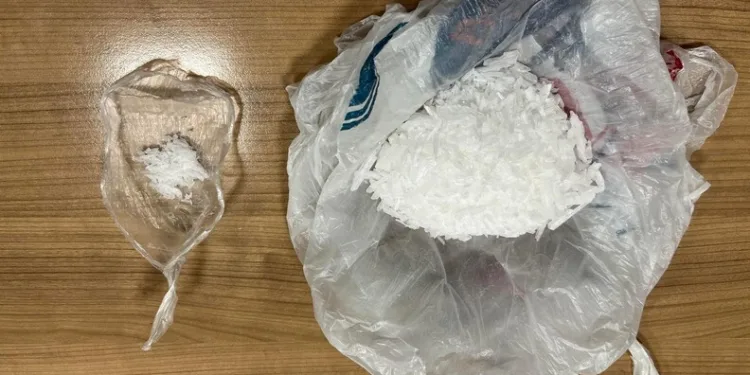 İzmir açıklarında 29 düzensiz göçmen yakalandı