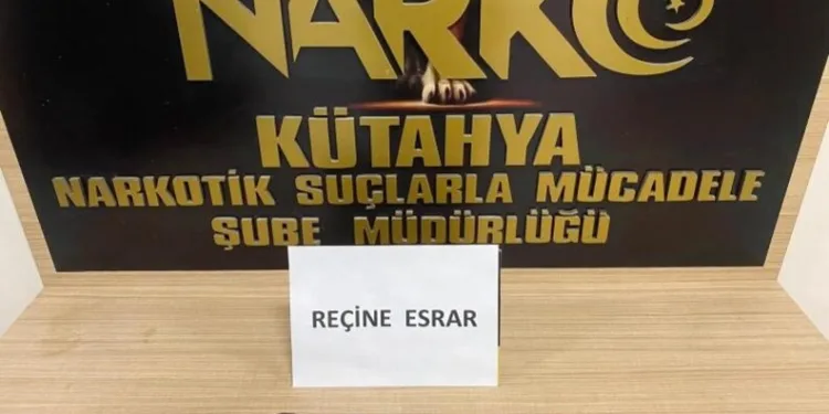 İzmir açıklarında 29 düzensiz göçmen yakalandı