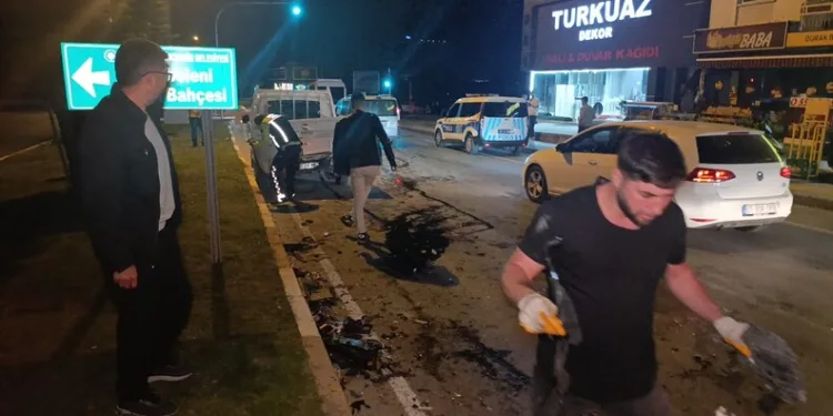 Otomobilden şişe şişe kaçak içki çıktı