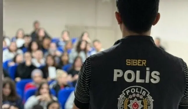 Otomobilden şişe şişe kaçak içki çıktı
