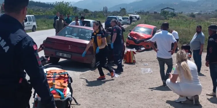 Şüphe üzerine durdurulan araçtan 229 bin makaron çıktı