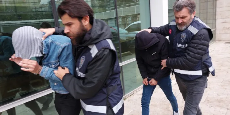 Erzincan’da motosiklet denetimi; 11 motosiklet trafikten men edildi