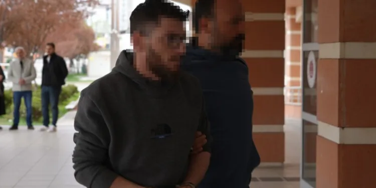 Erzincan’da motosiklet denetimi; 11 motosiklet trafikten men edildi