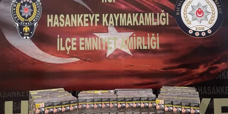 Silivri’de sürücüsünün kontrolünü kaybettiği araç takla atıp yan yattı: 2 yaralı