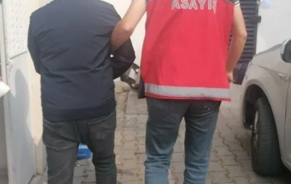 Silivri’de sürücüsünün kontrolünü kaybettiği araç takla atıp yan yattı: 2 yaralı