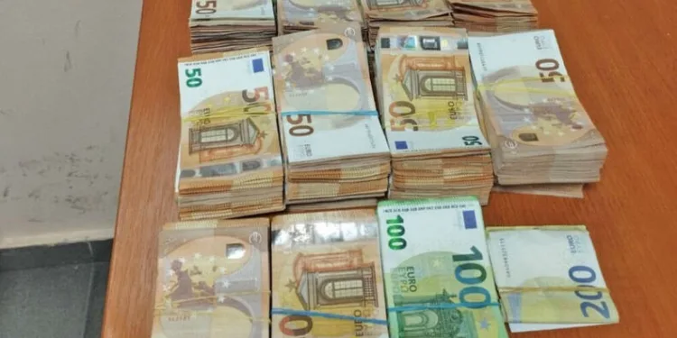 İBB Soruşturmasında 18 Tutuklama