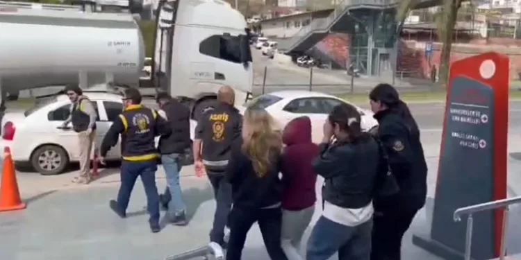 Antalya’daki fuhuş operasyonunda 3 tutuklama: 9 kadın kurtarıldı