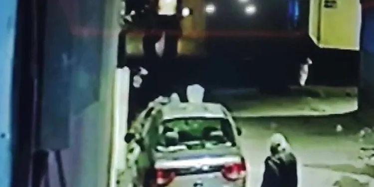 Evi kurşun yağmuruna tuttular, biri tutuklandı