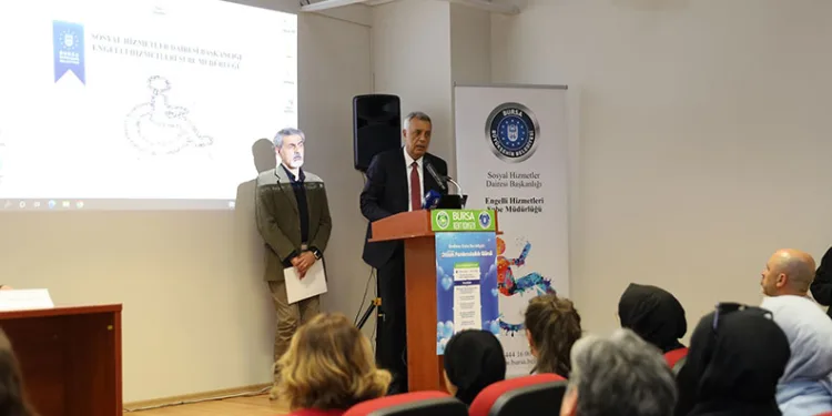 Bursa’da otizm farkındalık paneli gerçekleşti