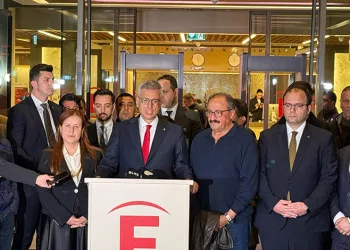 Memişoğlu’ndan Sırrı Süreyya Önder’e ziyaret
