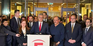 Memişoğlu’ndan Sırrı Süreyya Önder’e ziyaret