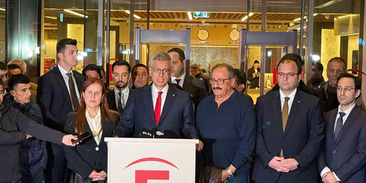 Memişoğlu’ndan Sırrı Süreyya Önder’e ziyaret