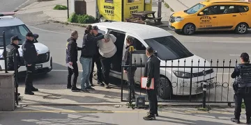 Miras dehşeti: 3 akrabasını öldürdü